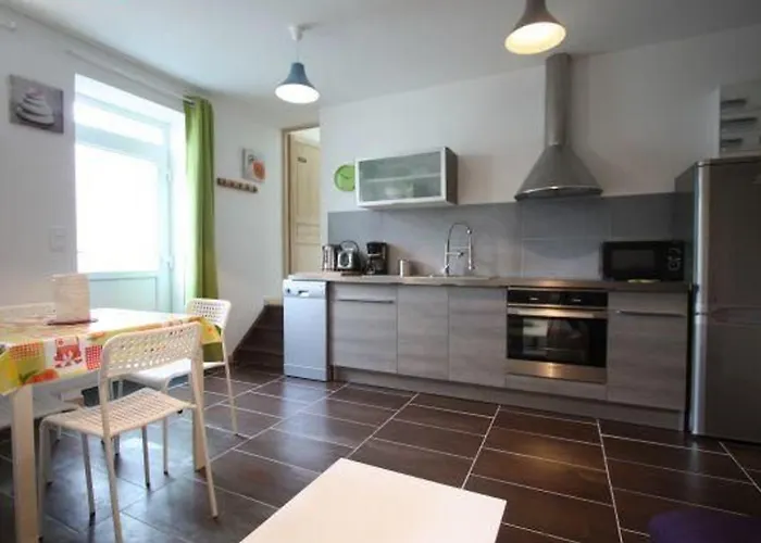 Avec Jardin Aux Portes D'epinal, Ideal Couples Ou Sejours Pro, Proche Commerces Et Nature - Fr-1-589-278 Tatil Evi *